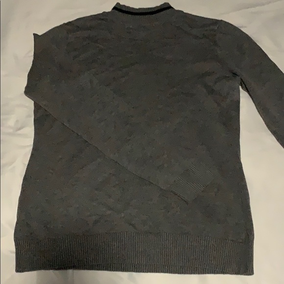 adorable long sleeve - Picture 2 of 3